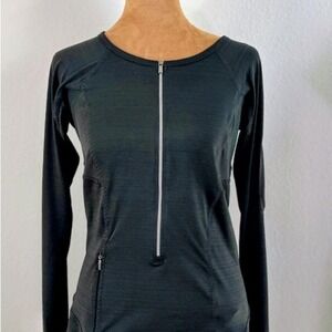 Athleta women's long sleeve athletic top in classic black S